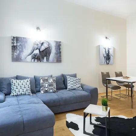 In Rumunska 355/9 Apartmán